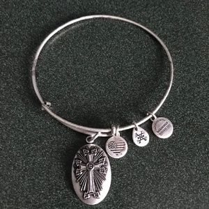 Alex and Ani Expandable Wire Bracelet Armenian Cross Charm